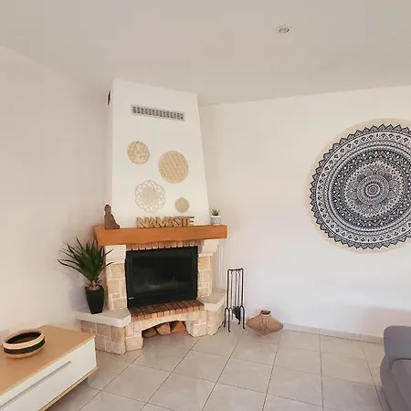 Apartmán La Bonbonniere Garage Et Parking Gratuit Proche Frontiere *